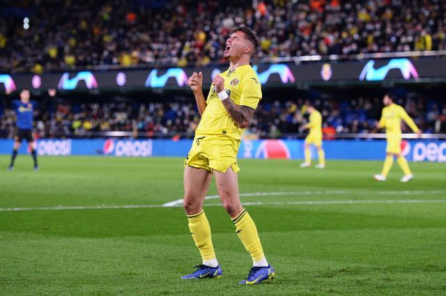 1637710312104015411.jpeg FE5e_x-XEAMSjck.jpeg