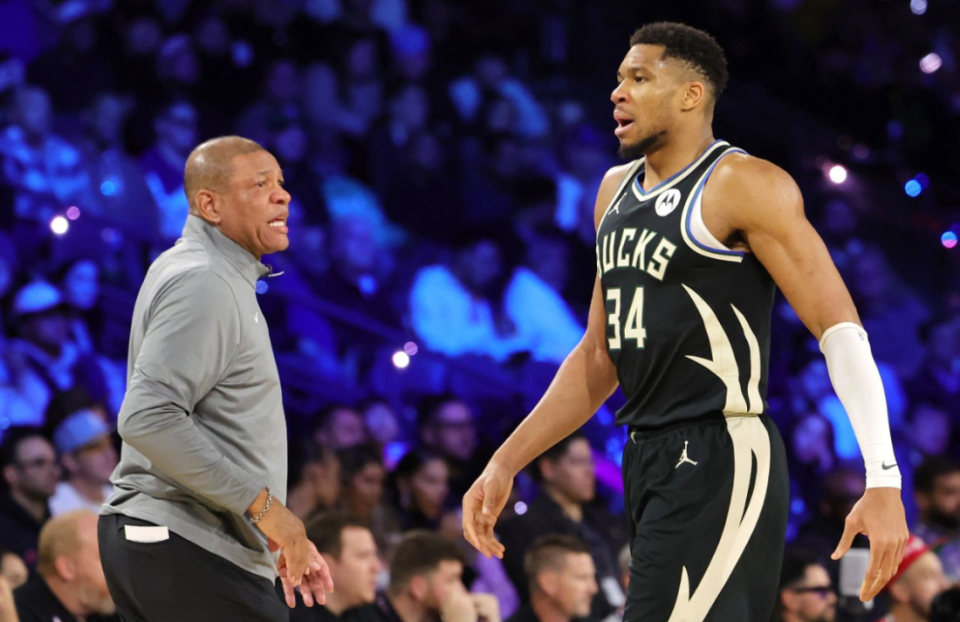 开云-里弗斯回应字母流言:他说想留在雄鹿 作为主帅我只能以此为依据