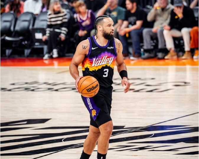 开云体育-格林压哨三分绝杀！狄龙7分钟伤退太阳双加时险胜魔术 贝恩34分